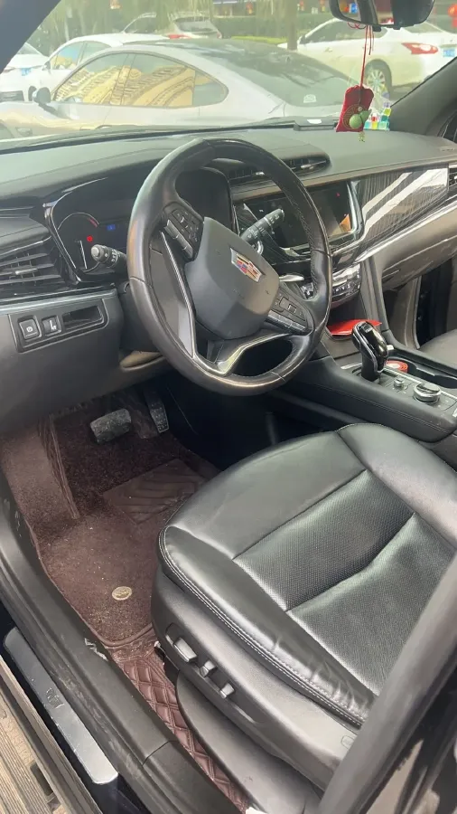 2022 Cadillac XT6 2.0T 237HP L4 9AT,autocango,china used car exporter,china ev exporter,chinese used car exporter,chinese used ev exporter