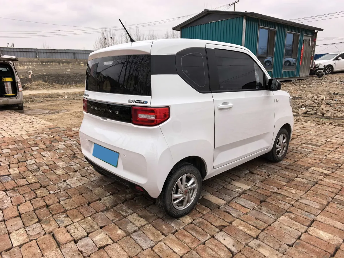 2022 LingBox uni BEV 11.52KWH,autocango,china used car exporter,china ev exporter,chinese used car exporter,chinese used ev exporter