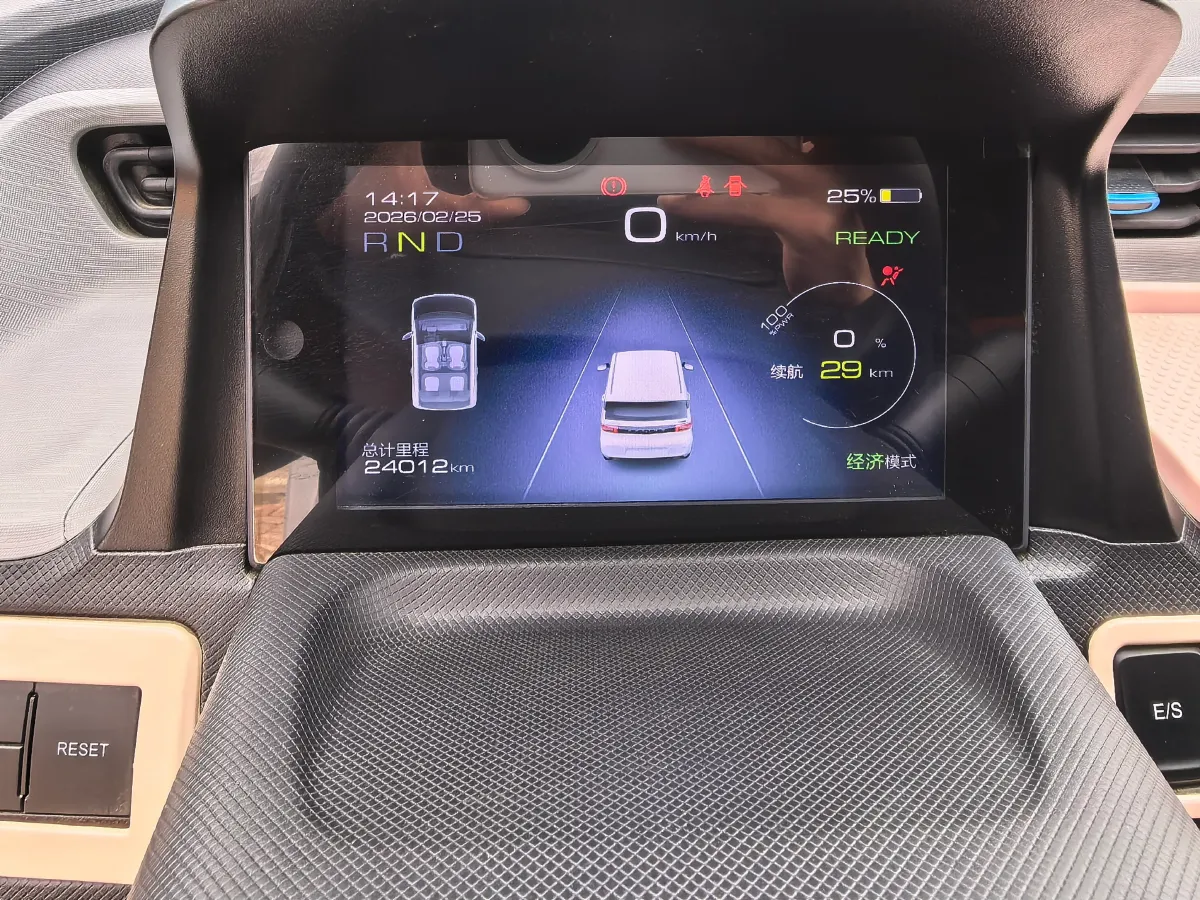 2022 LingBox uni BEV 11.52KWH,autocango,china used car exporter,china ev exporter,chinese used car exporter,chinese used ev exporter