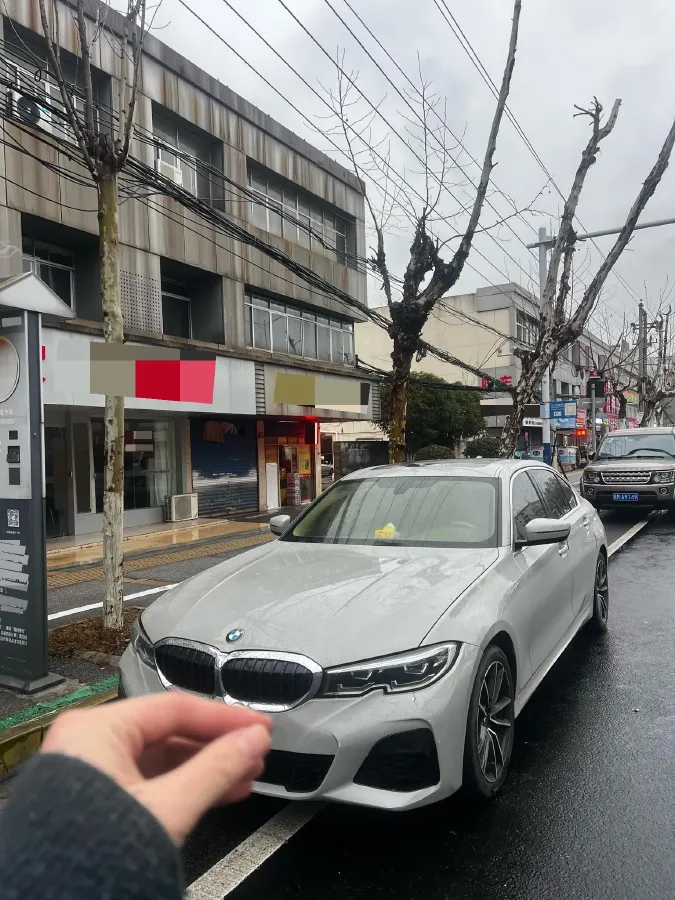 2022 BMW 3 Series 2.0T 156HP L4 8AT,autocango,china used car exporter,china ev exporter,chinese used car exporter,chinese used ev exporter