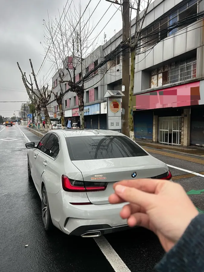 2022 BMW 3 Series 2.0T 156HP L4 8AT,autocango,china used car exporter,china ev exporter,chinese used car exporter,chinese used ev exporter