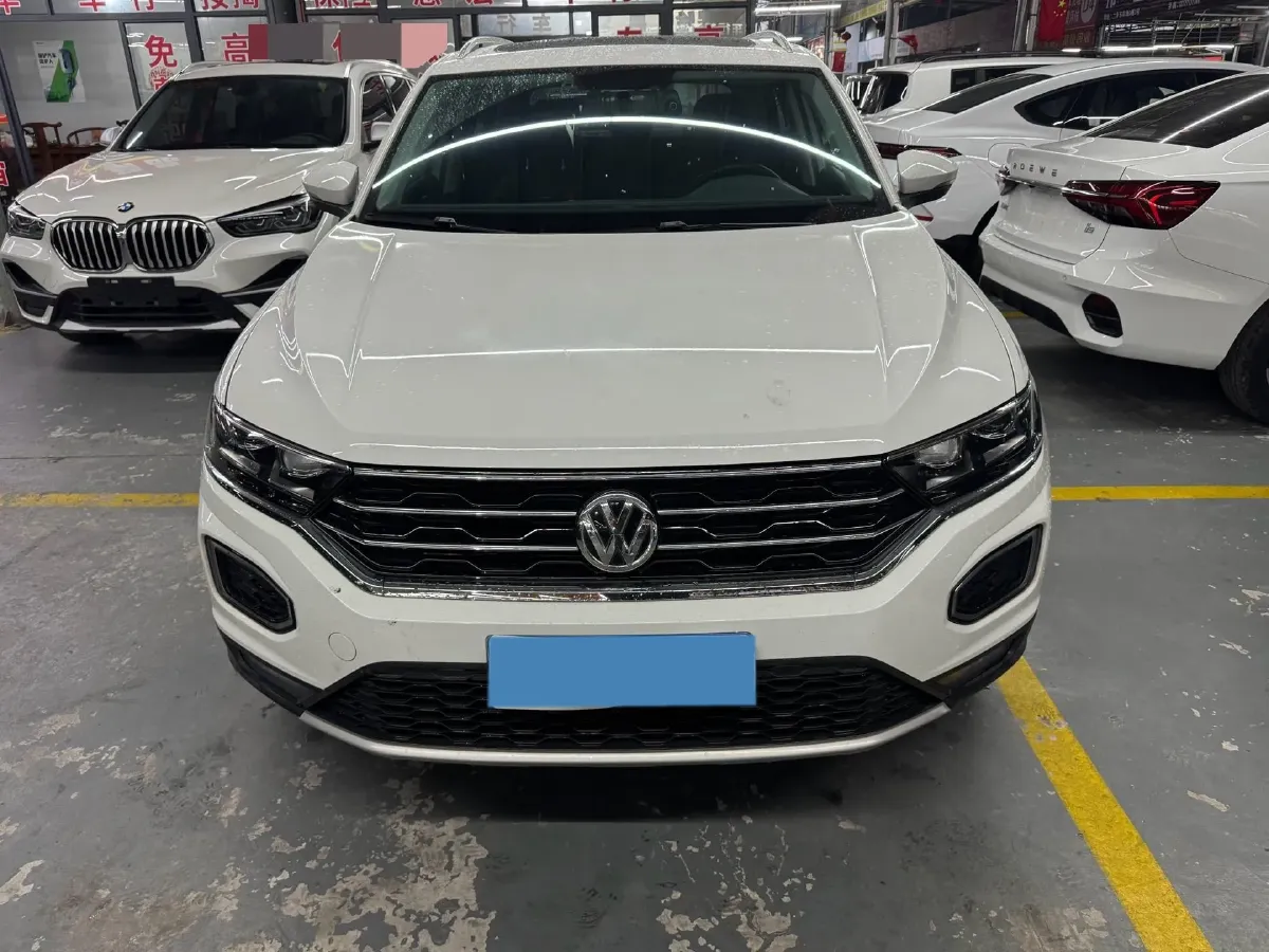 2020 Volkswagen T-Roc 1.4T 131HP L4 7DCT,autocango,china used car exporter,china ev exporter,chinese used car exporter,chinese used ev exporter