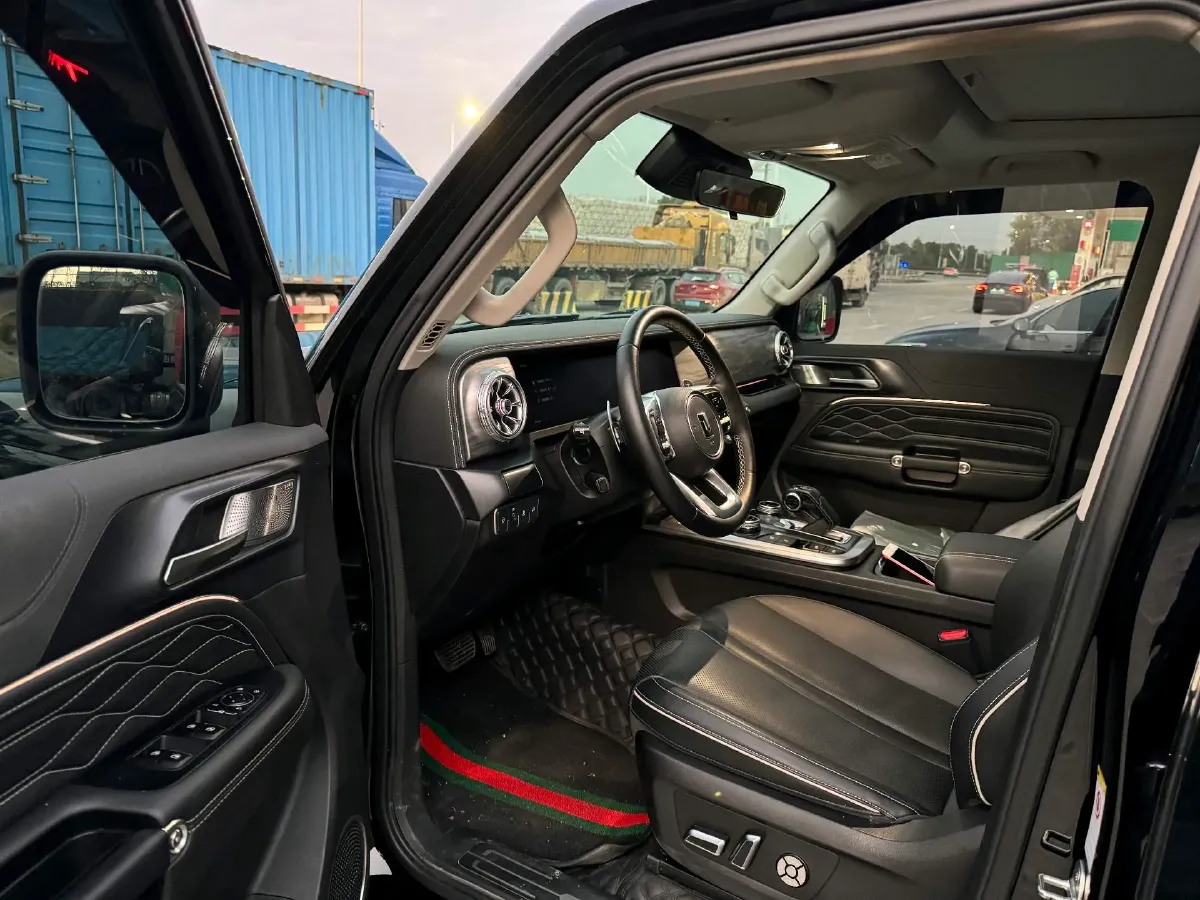 2021 Tank 300 2.0T 227HP L4 8AT,autocango,china used car exporter,china ev exporter,chinese used car exporter,chinese used ev exporter