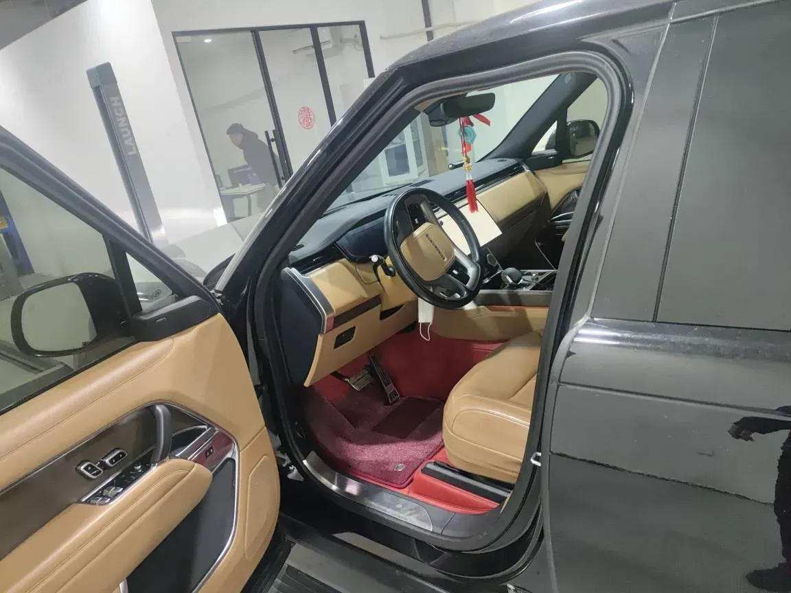 2024 Land Rover Range Rover 3.0T 400HP L6 8AT,autocango,china used car exporter,china ev exporter,chinese used car exporter,chinese used ev exporter