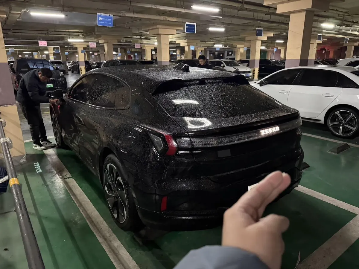 2023 Zeekr 001 BEV 100KWH,autocango,china used car exporter,china ev exporter,chinese used car exporter,chinese used ev exporter