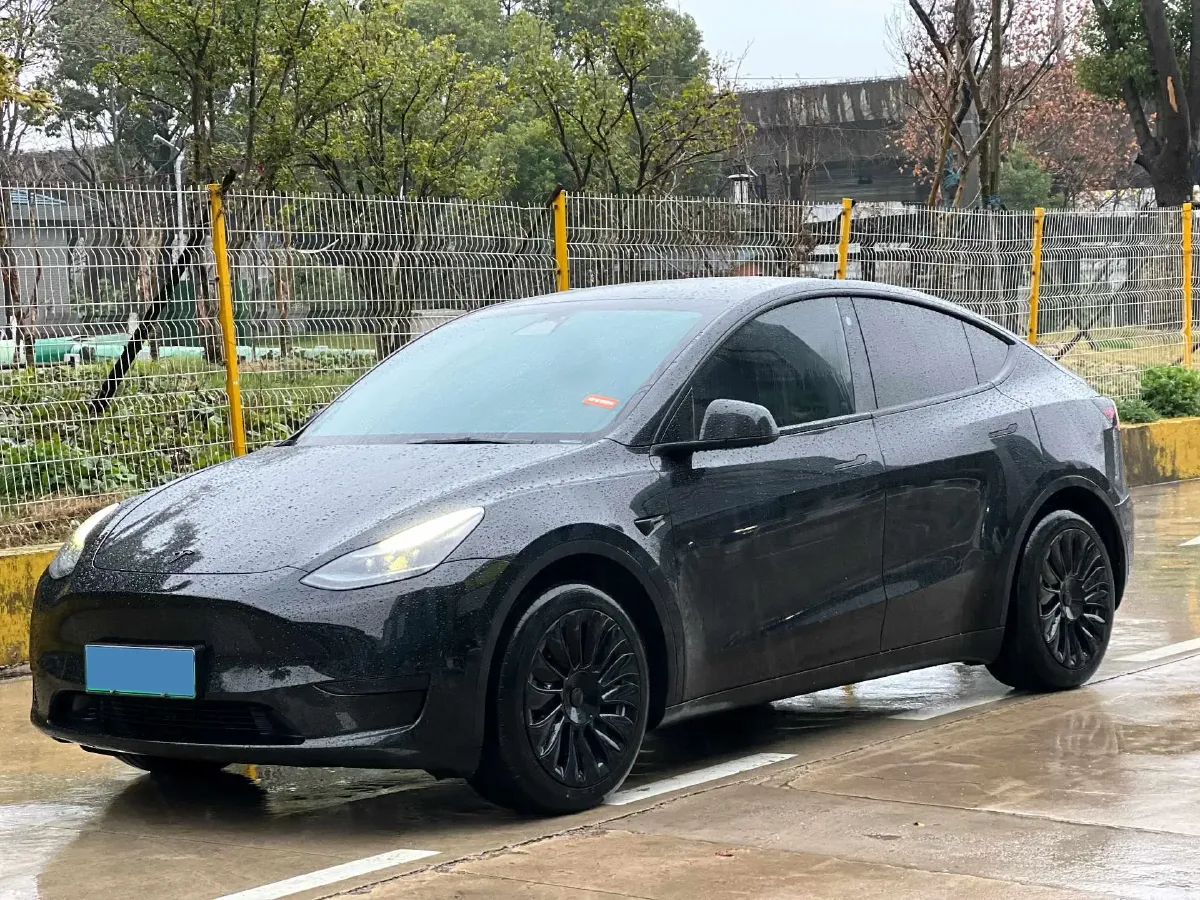 2022 Tesla Model Y BEV 60KWH,autocango,china used car exporter,china ev exporter,chinese used car exporter,chinese used ev exporter