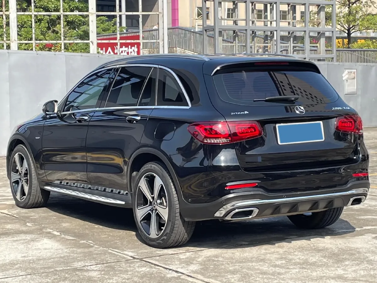 2022 Mercedes-Benz GLC Class 2.0T 258HP L4 9AT,autocango,china used car exporter,china ev exporter,chinese used car exporter,chinese used ev exporter