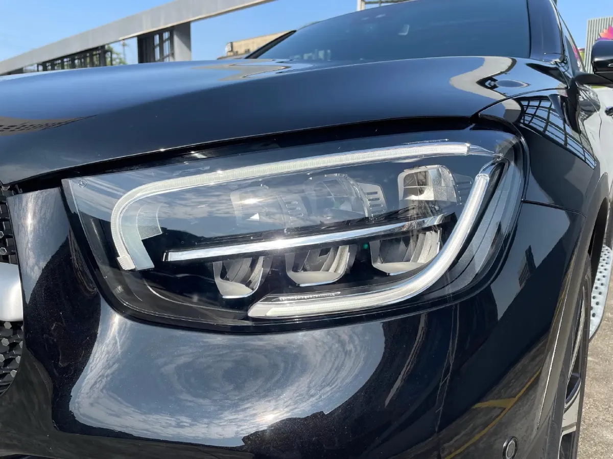 2022 Mercedes-Benz GLC Class 2.0T 258HP L4 9AT,autocango,china used car exporter,china ev exporter,chinese used car exporter,chinese used ev exporter