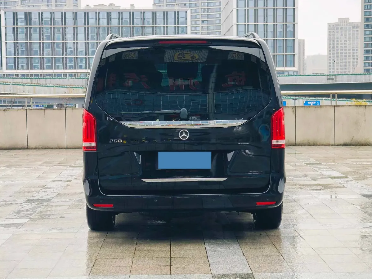 2022 Mercedes-Benz V Class 2.0T 211HP L4 9AT,autocango,china used car exporter,china ev exporter,chinese used car exporter,chinese used ev exporter