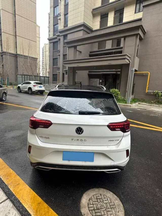 2021 Volkswagen T-Roc 1.4T 150HP L4 7DCT,autocango,china used car exporter,china ev exporter,chinese used car exporter,chinese used ev exporter