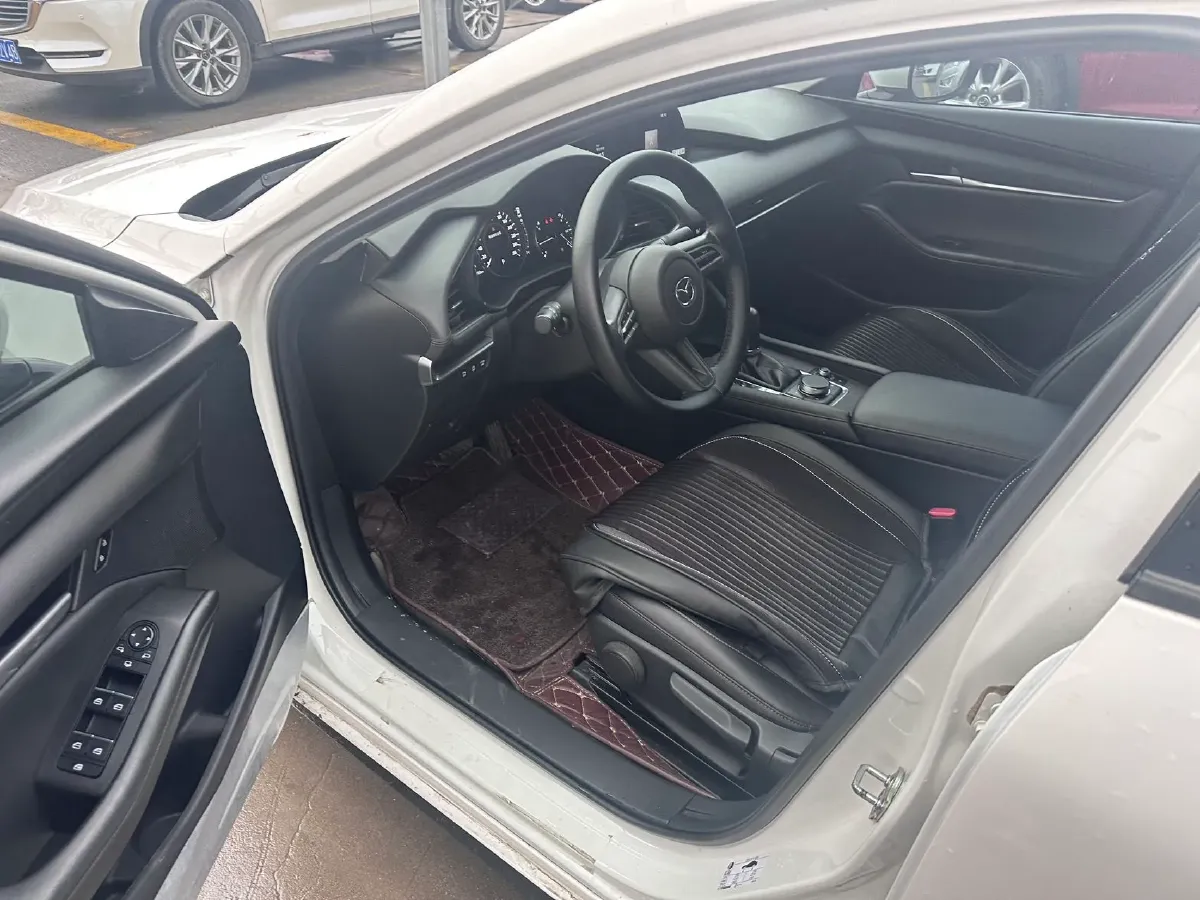 2020 Mazda 3 Axela 1.5L 117HP L4 6AT,autocango,china used car exporter,china ev exporter,chinese used car exporter,chinese used ev exporter