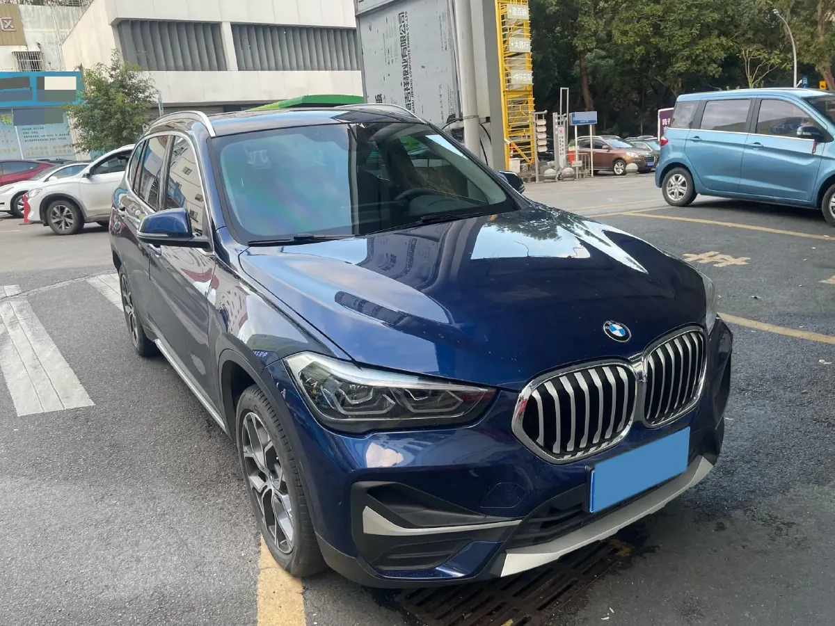 2020 BMW X1 1.5T 140HP L3 7DCT,autocango,china used car exporter,china ev exporter,chinese used car exporter,chinese used ev exporter