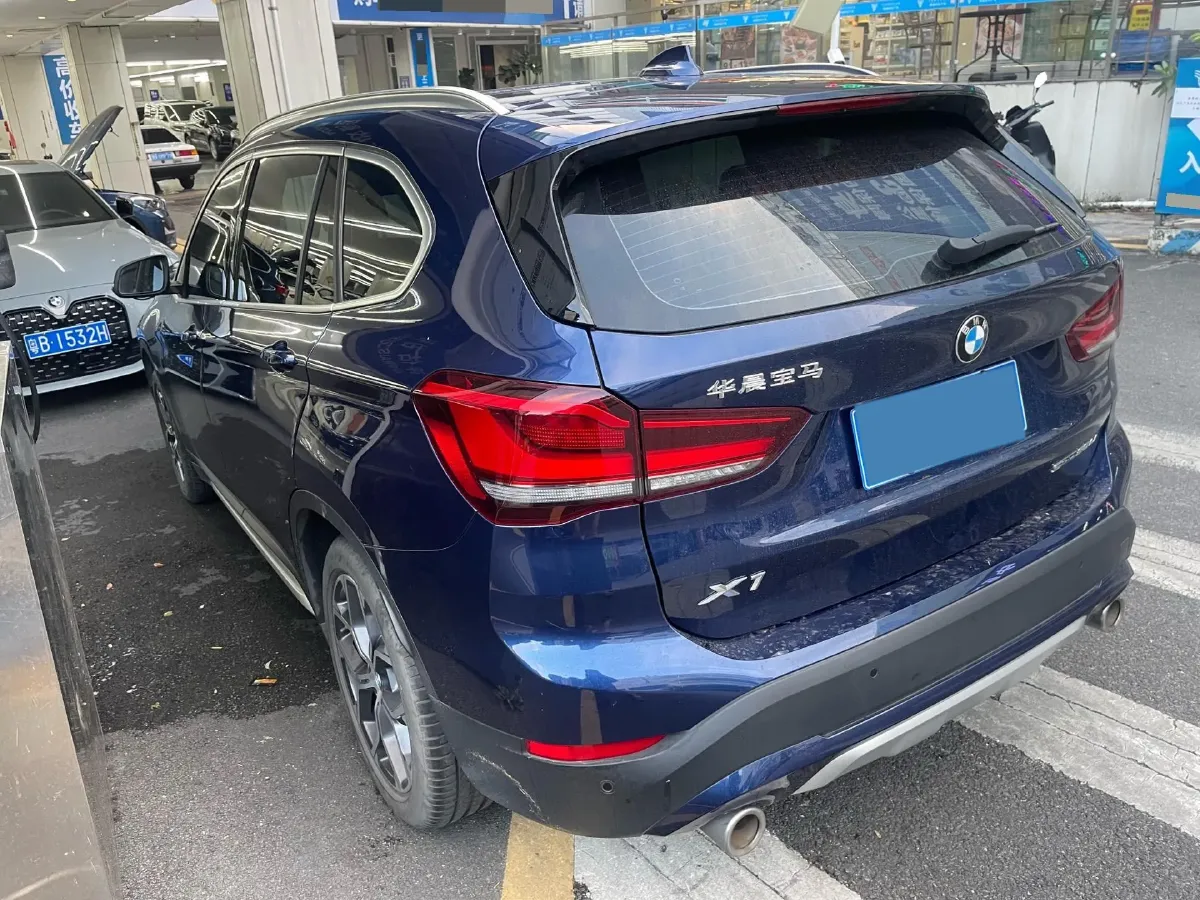 2020 BMW X1 1.5T 140HP L3 7DCT,autocango,china used car exporter,china ev exporter,chinese used car exporter,chinese used ev exporter