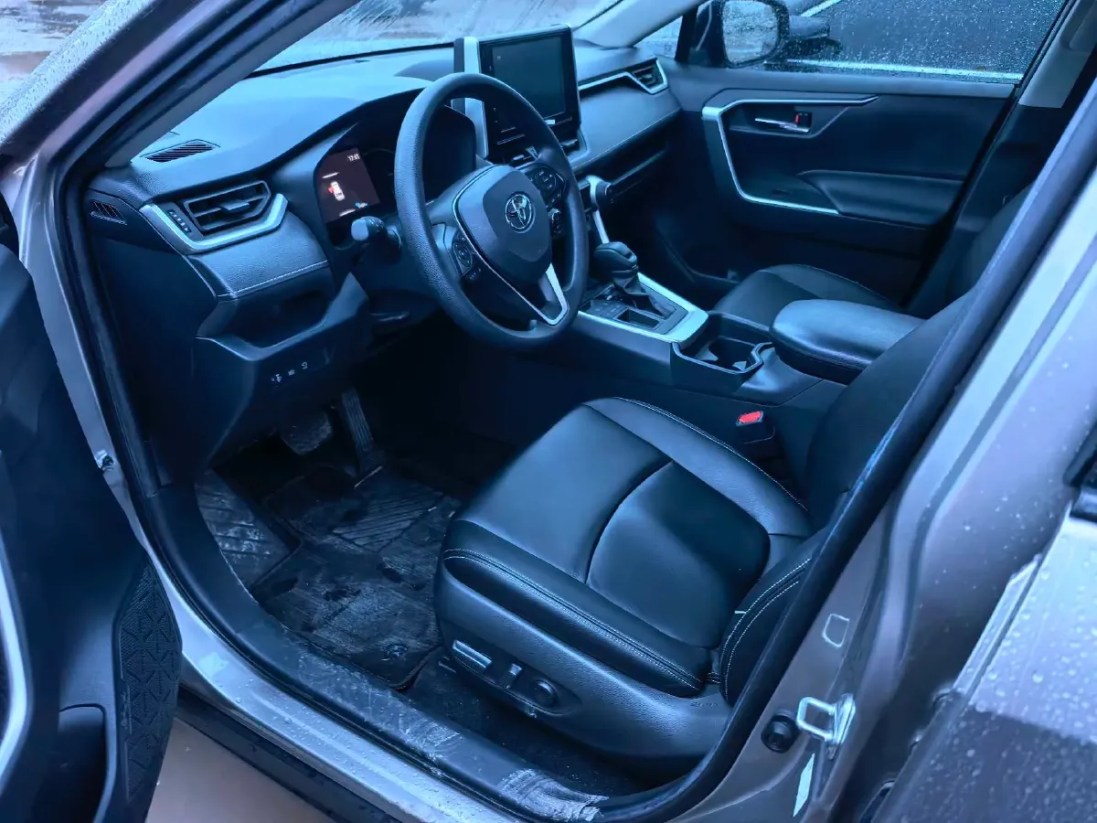 2020 Toyota RAV4 2.0L 171HP L4 CVT,autocango,china used car exporter,china ev exporter,chinese used car exporter,chinese used ev exporter