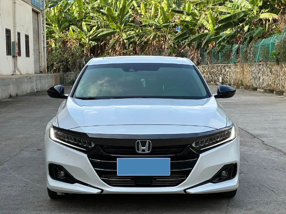 2022 Honda Accord 1.5T 194HP L4 CVT,autocango,china used car exporter,china ev exporter,chinese used car exporter,chinese used ev exporter