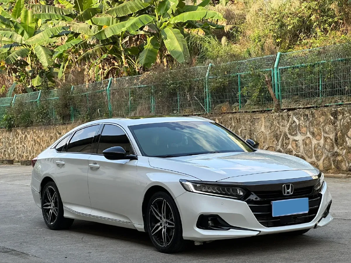 2022 Honda Accord 1.5T 194HP L4 CVT,autocango,china used car exporter,china ev exporter,chinese used car exporter,chinese used ev exporter