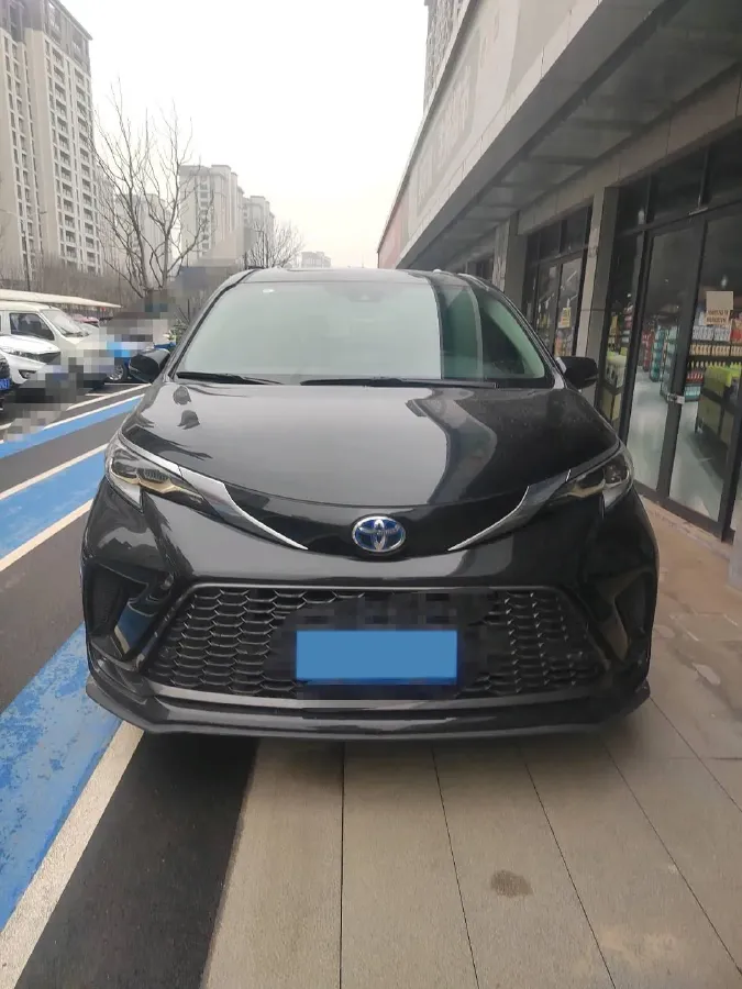 2023 Toyota Granvia 2.5L 189HP L4 E-CVT Hybrid,autocango,china used car exporter,china ev exporter,chinese used car exporter,chinese used ev exporter