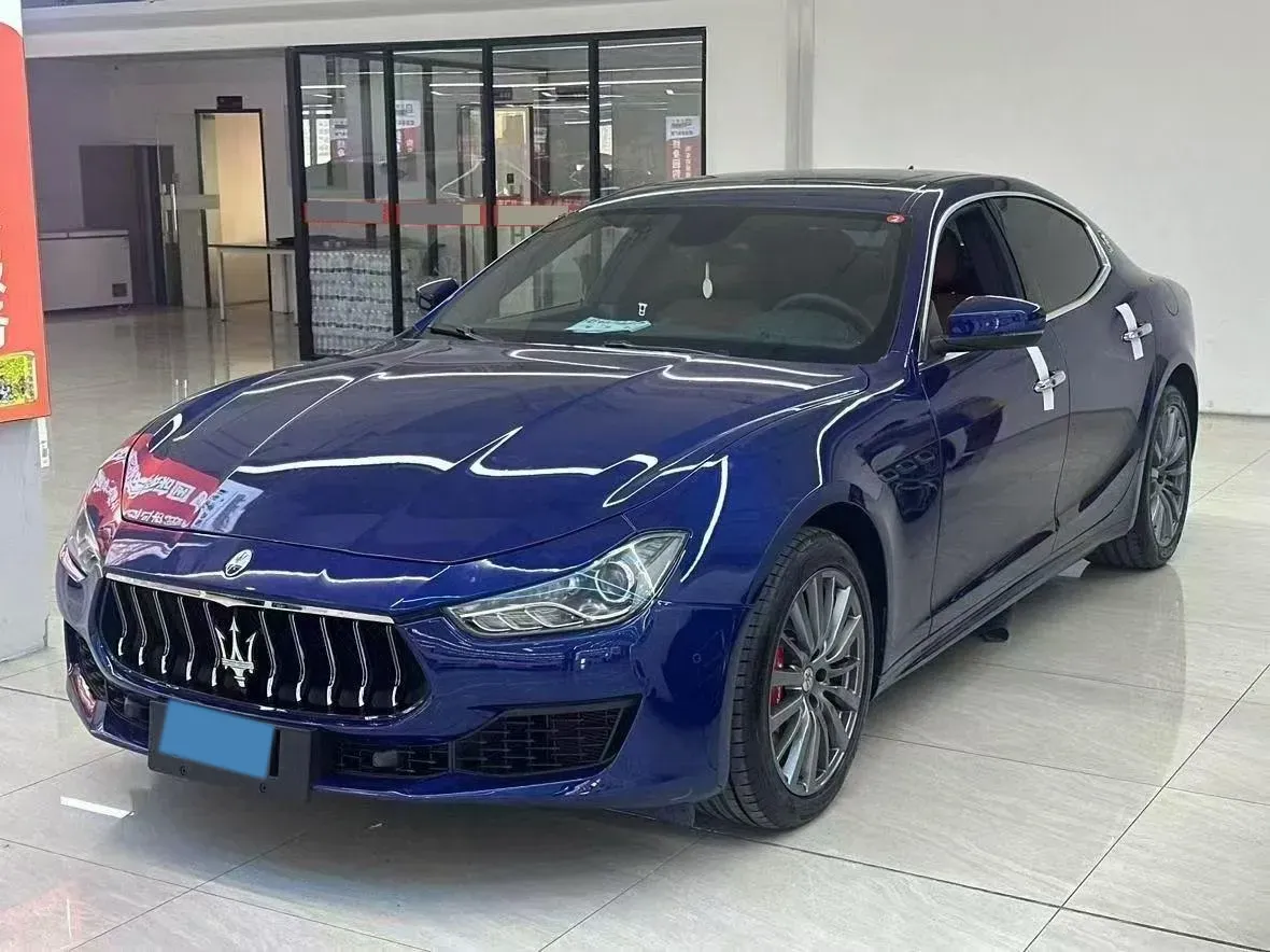 2022 Audi Q7 2.0T 245HP L4 8AT,autocango,china used car exporter,china ev exporter,chinese used car exporter,chinese used ev exporter