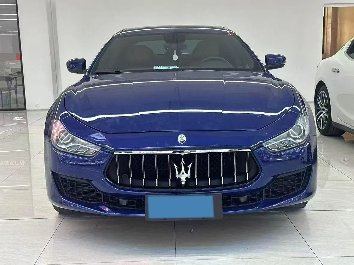 2022 Audi Q7 2.0T 245HP L4 8AT,autocango,china used car exporter,china ev exporter,chinese used car exporter,chinese used ev exporter