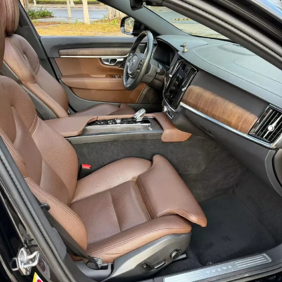 2021 Volvo S90 2.0T 250HP L4 8AT,autocango,china used car exporter,china ev exporter,chinese used car exporter,chinese used ev exporter