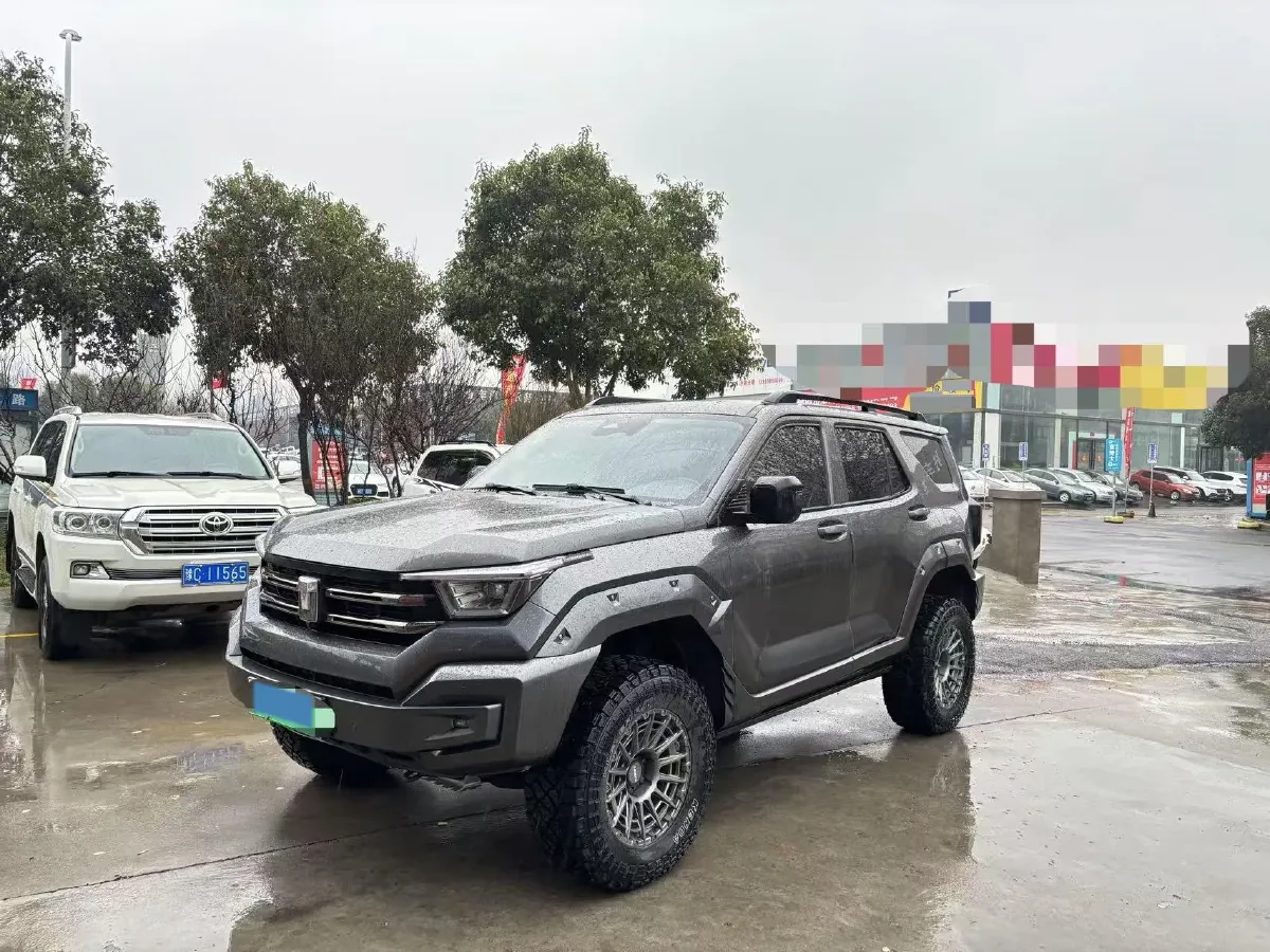 2024 Tank 400 2.0T 252HP L4 9AT PHEV 36.7/37.1KWH,autocango,china used car exporter,china ev exporter,chinese used car exporter,chinese used ev exporter