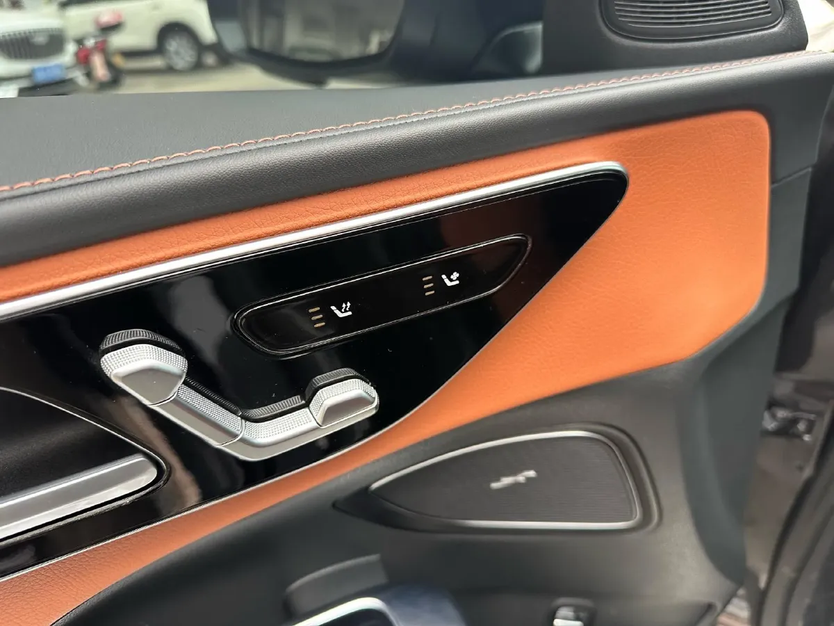 2024 Mercedes-Benz C Class 1.5T 204HP L4 9AT,autocango,china used car exporter,china ev exporter,chinese used car exporter,chinese used ev exporter