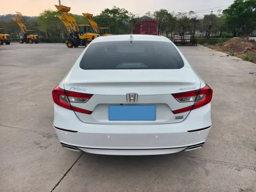 2018 Honda Accord 1.5T 194HP L4 CVT,autocango,china used car exporter,china ev exporter,chinese used car exporter,chinese used ev exporter