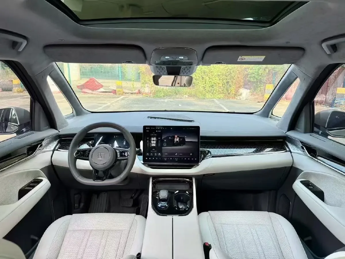 2022 Zeekr 009 BEV 116KWH,autocango,china used car exporter,china ev exporter,chinese used car exporter,chinese used ev exporter