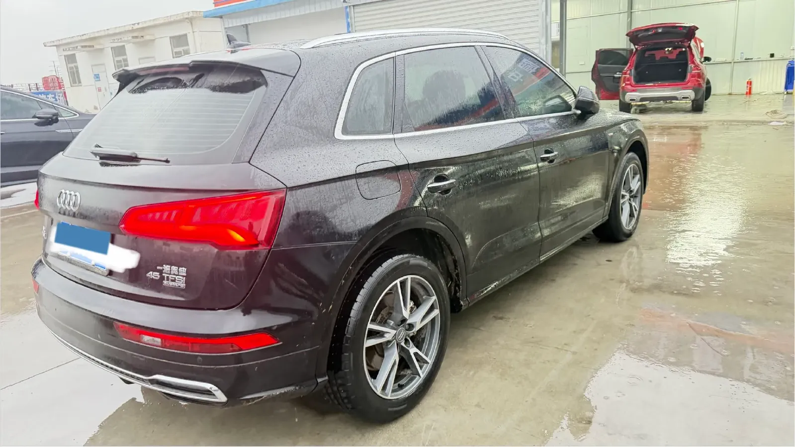2020 Audi Q5L 2.0T 190HP L4 7DCT,autocango,china used car exporter,china ev exporter,chinese used car exporter,chinese used ev exporter