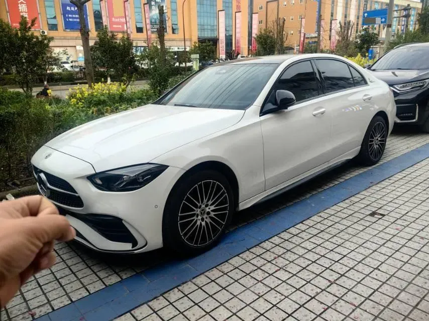 2024 Mercedes-Benz C Class 1.5T 204HP L4 9AT,autocango,china used car exporter,china ev exporter,chinese used car exporter,chinese used ev exporter