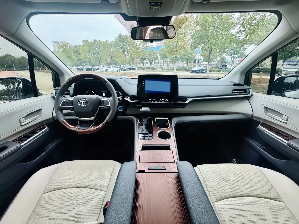 2021 Toyota Sienna 2.5L 192HP L4 E-CVT Hybrid,autocango,china used car exporter,china ev exporter,chinese used car exporter,chinese used ev exporter