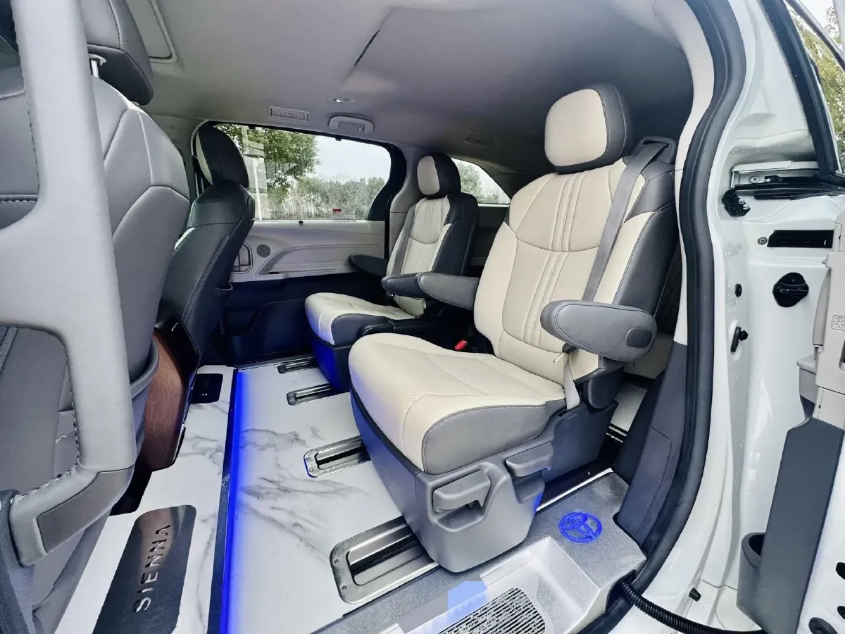 2021 Toyota Sienna 2.5L 192HP L4 E-CVT Hybrid,autocango,china used car exporter,china ev exporter,chinese used car exporter,chinese used ev exporter