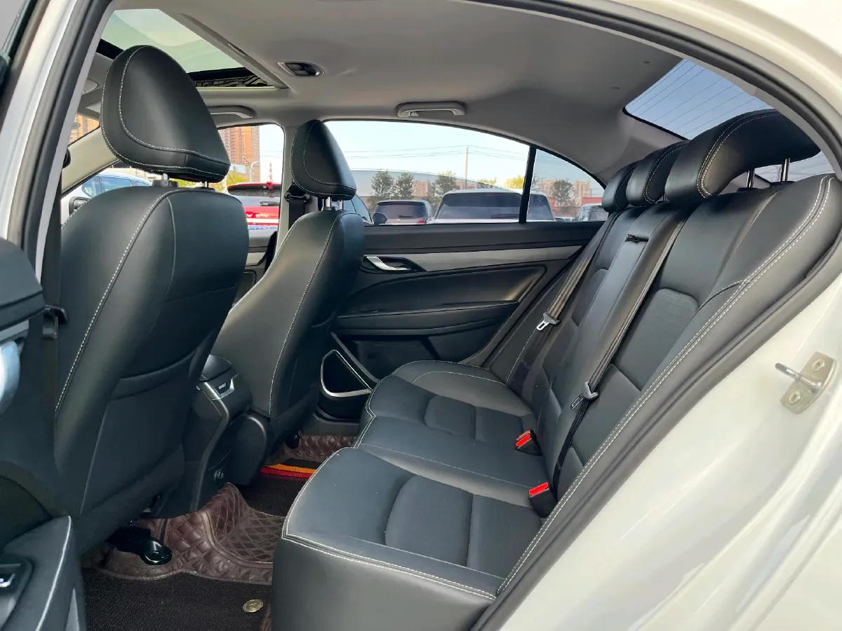 2018 Geely Emgrand 1.5L 109HP L4 5MT,autocango,china used car exporter,china ev exporter,chinese used car exporter,chinese used ev exporter