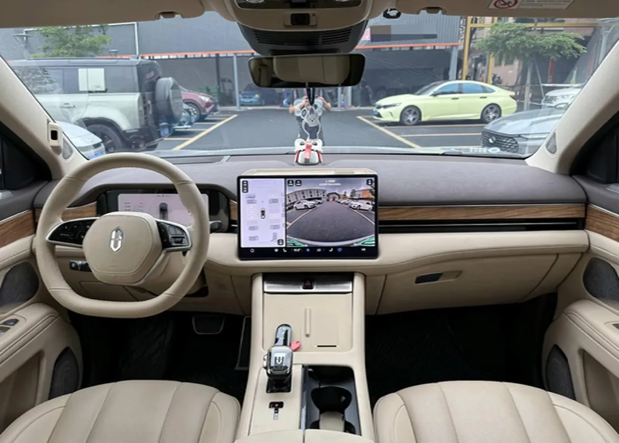 2024 AITO AITO M7 1.5T 152HP L4 REEV 40KWH,autocango,china used car exporter,china ev exporter,chinese used car exporter,chinese used ev exporter