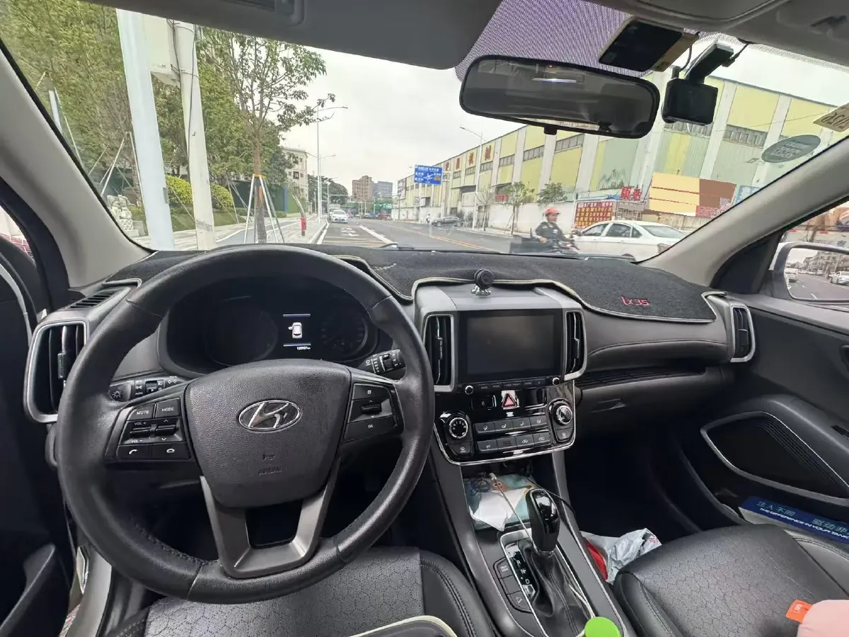 2018 Hyundai ix35 2.0L 160HP L4 6AT,autocango,china used car exporter,china ev exporter,chinese used car exporter,chinese used ev exporter