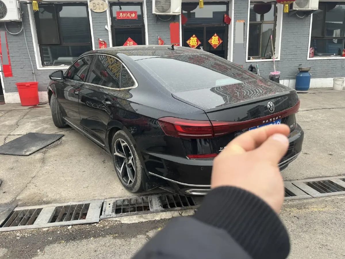 2024 Volkswagen Passat 2.0T 220HP L4 7DCT,autocango,china used car exporter,china ev exporter,chinese used car exporter,chinese used ev exporter