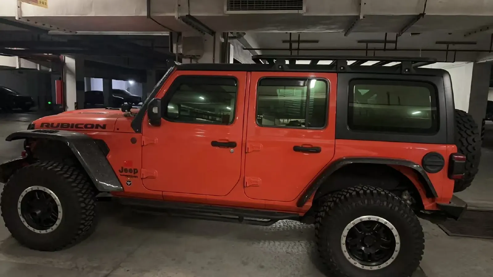 2019 Jeep Wrangler 2.0T 266HP L4 8AT,autocango,china used car exporter,china ev exporter,chinese used car exporter,chinese used ev exporter