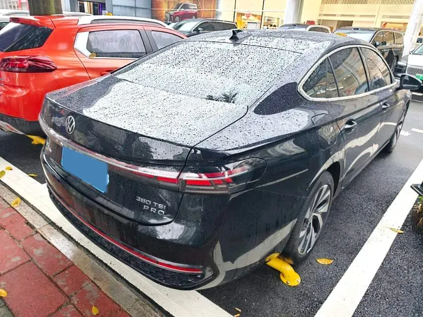 2025 Volkswagen Passat 2.0T 220HP L4 7DCT,autocango,china used car exporter,china ev exporter,chinese used car exporter,chinese used ev exporter