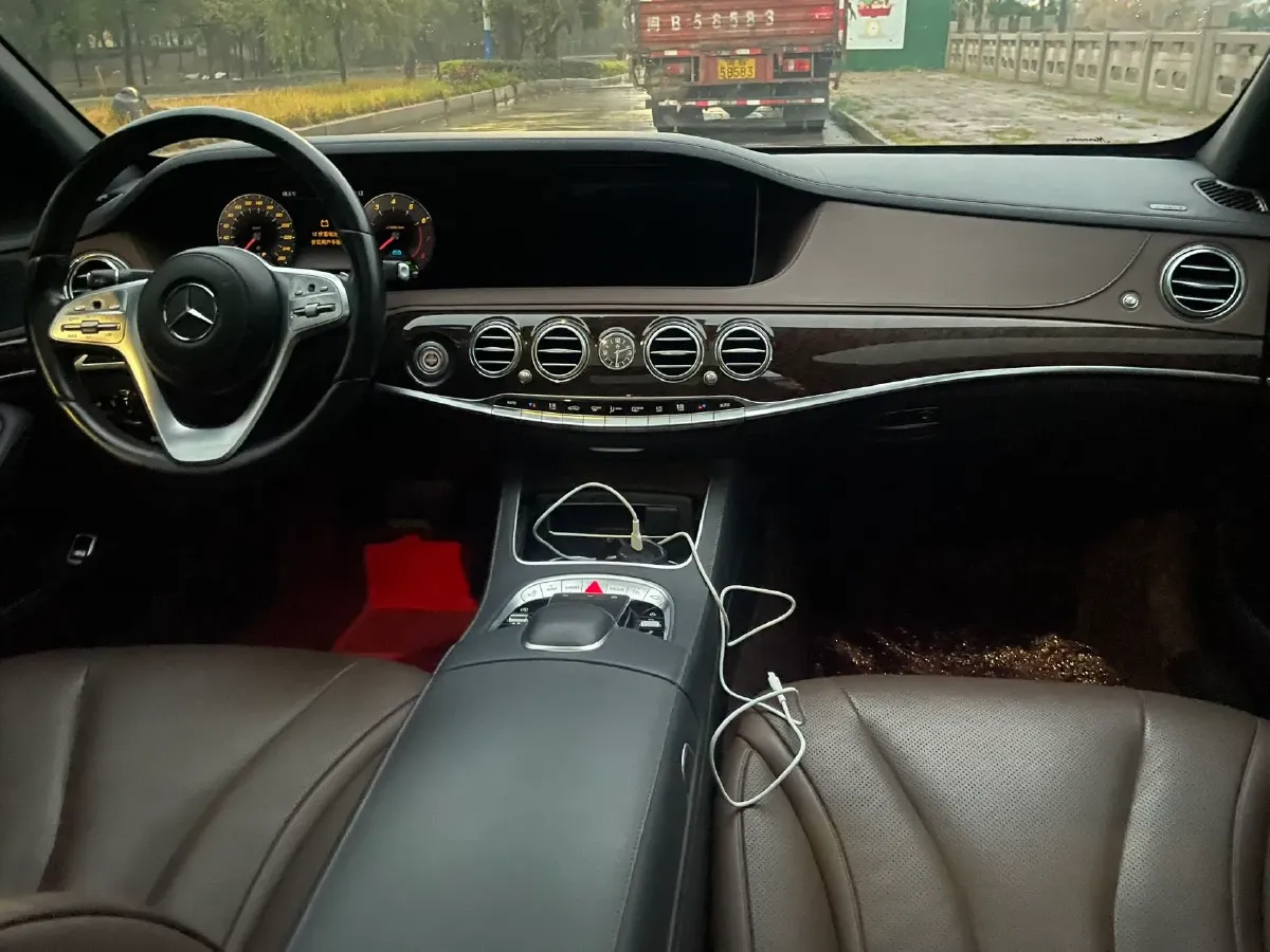 2020 Mercedes-Benz S Class 3.0T 299HP L6 9AT,autocango,china used car exporter,china ev exporter,chinese used car exporter,chinese used ev exporter