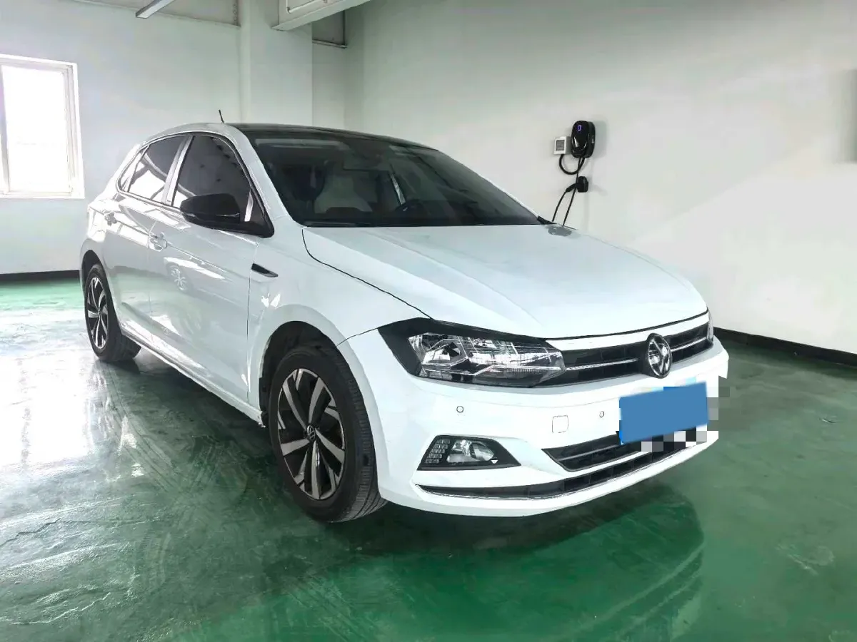 2023 Volkswagen Polo 1.5L 110HP L4 6AT,autocango,china used car exporter,china ev exporter,chinese used car exporter,chinese used ev exporter
