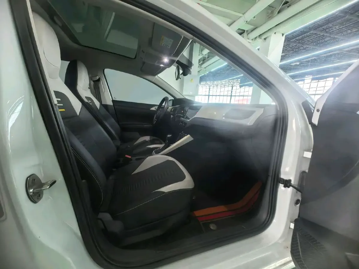 2023 Volkswagen Polo 1.5L 110HP L4 6AT,autocango,china used car exporter,china ev exporter,chinese used car exporter,chinese used ev exporter