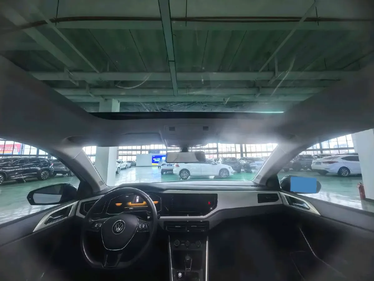 2023 Volkswagen Polo 1.5L 110HP L4 6AT,autocango,china used car exporter,china ev exporter,chinese used car exporter,chinese used ev exporter