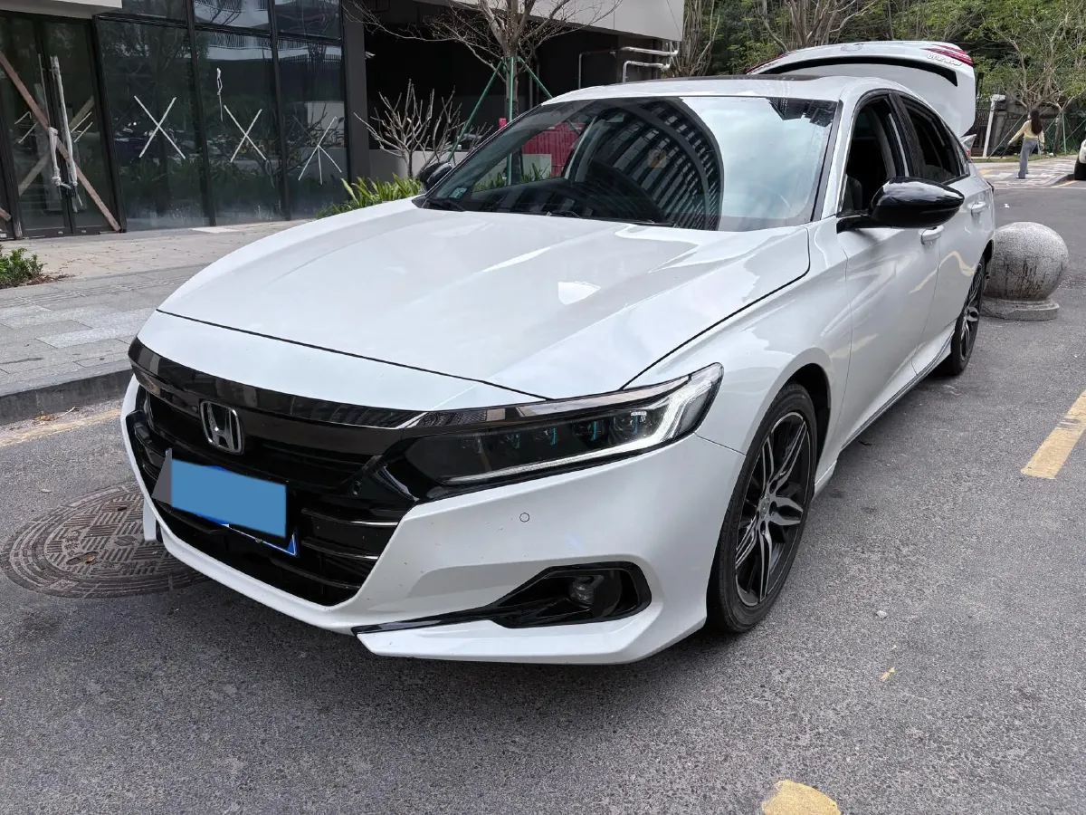2022 Honda Accord 1.5T 194HP L4 CVT,autocango,china used car exporter,china ev exporter,chinese used car exporter,chinese used ev exporter