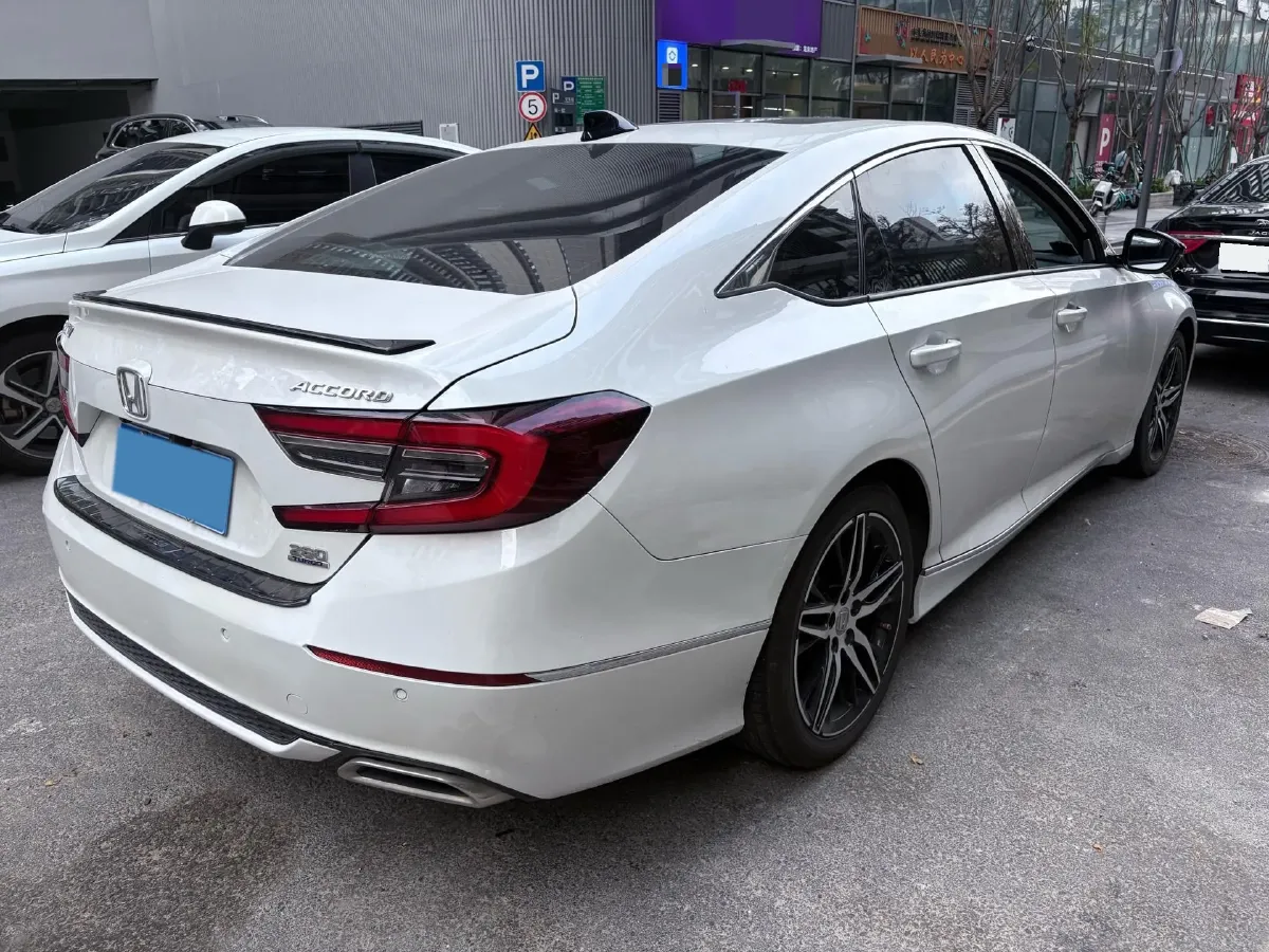 2022 Honda Accord 1.5T 194HP L4 CVT,autocango,china used car exporter,china ev exporter,chinese used car exporter,chinese used ev exporter