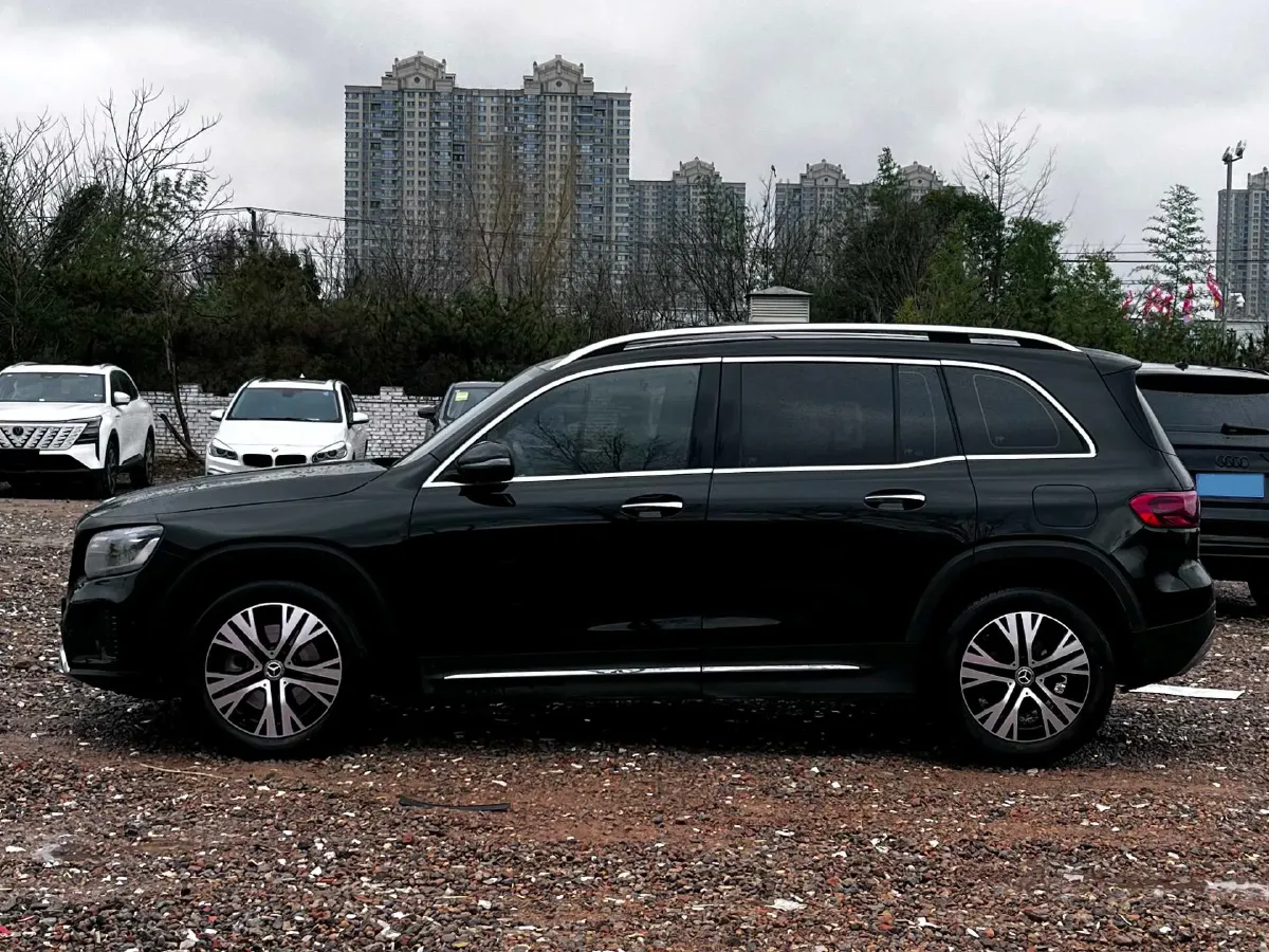 2025 Mercedes-Benz GLB Class 2.0T 190HP L4 8DCT,autocango,china used car exporter,china ev exporter,chinese used car exporter,chinese used ev exporter