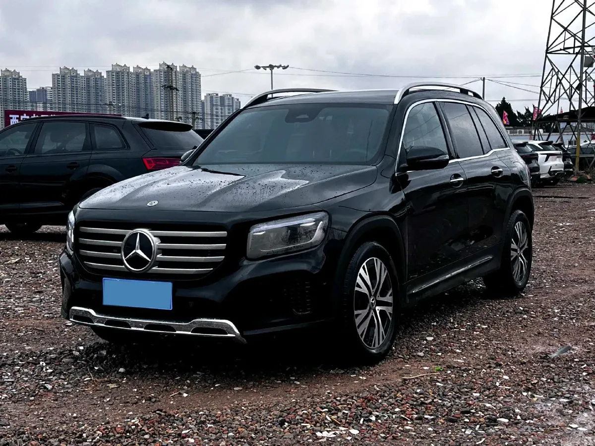 2025 Mercedes-Benz GLB Class 2.0T 190HP L4 8DCT,autocango,china used car exporter,china ev exporter,chinese used car exporter,chinese used ev exporter