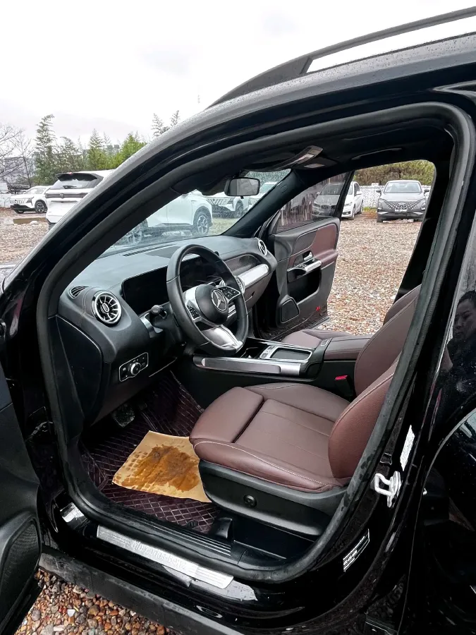 2025 Mercedes-Benz GLB Class 2.0T 190HP L4 8DCT,autocango,china used car exporter,china ev exporter,chinese used car exporter,chinese used ev exporter