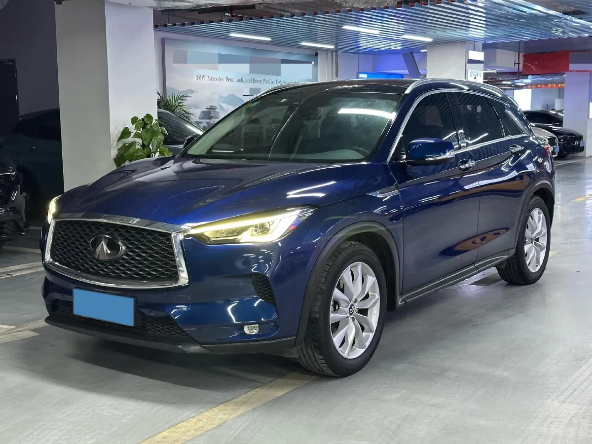 2018 Jeep Grand Commander 2.0T 265HP L4 9AT,autocango,china used car exporter,china ev exporter,chinese used car exporter,chinese used ev exporter