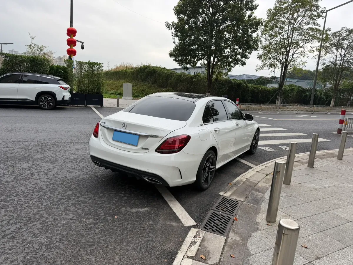 2021 Mercedes-Benz C Class 1.5T 184HP L4 9AT,autocango,china used car exporter,china ev exporter,chinese used car exporter,chinese used ev exporter