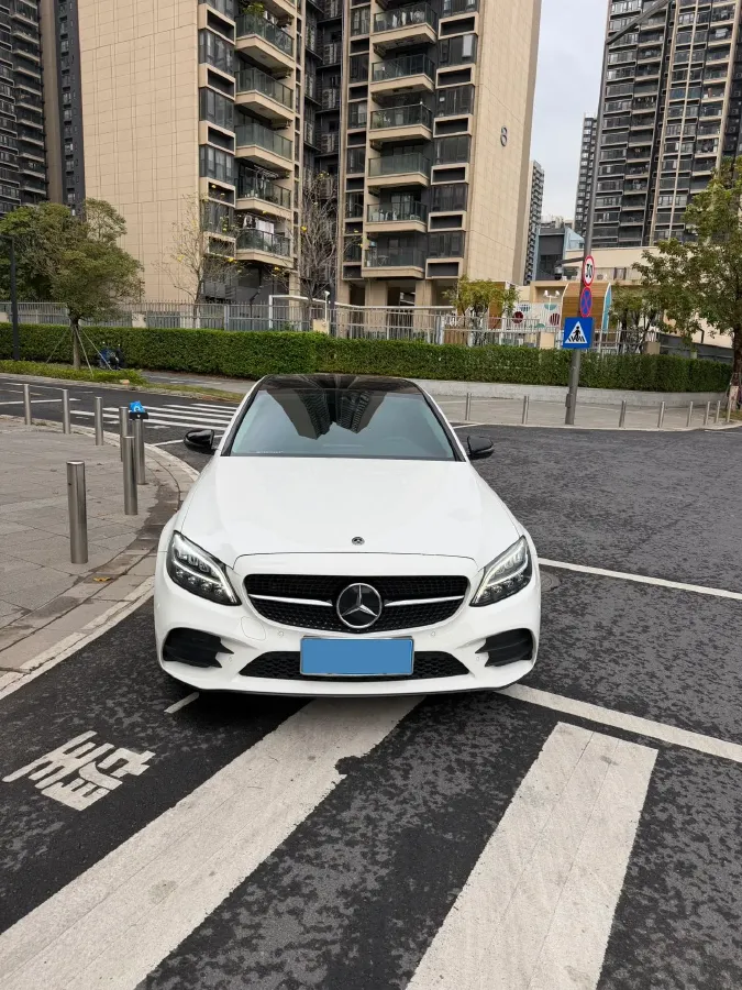 2021 Mercedes-Benz C Class 1.5T 184HP L4 9AT,autocango,china used car exporter,china ev exporter,chinese used car exporter,chinese used ev exporter